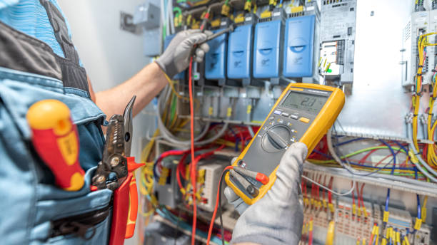 Professional Electrician in Elmwood Park, IL